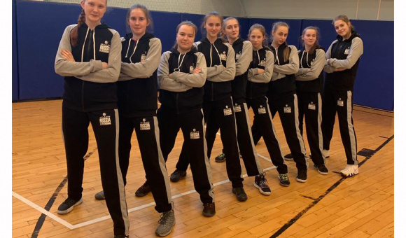 Новые спортивные костюмы для женской команды по баскетболу «Калинка»